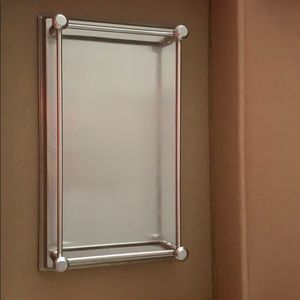 Paper towels tray for bathroom